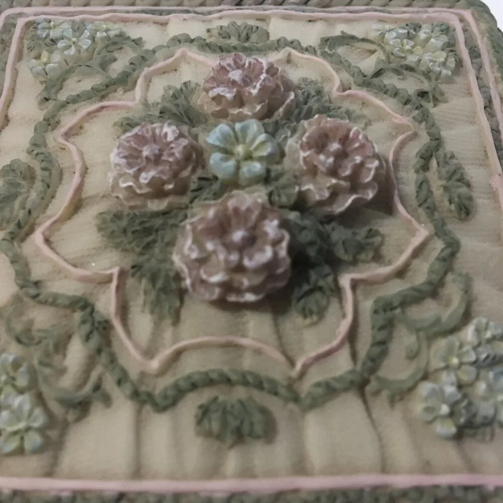 Floral Trinket Jewelry Box Holder Hand Painted Resin Flowers Vines Leaf Vintage